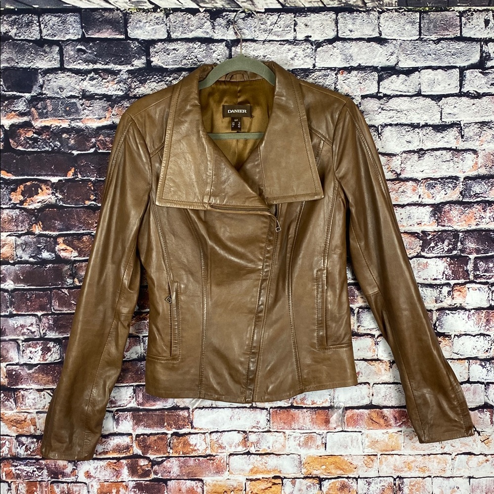 Danier Tan Brown Soft Classic genuine Leather Moto Biker Zip Up Jacket Sz S - Picture 3 of 17